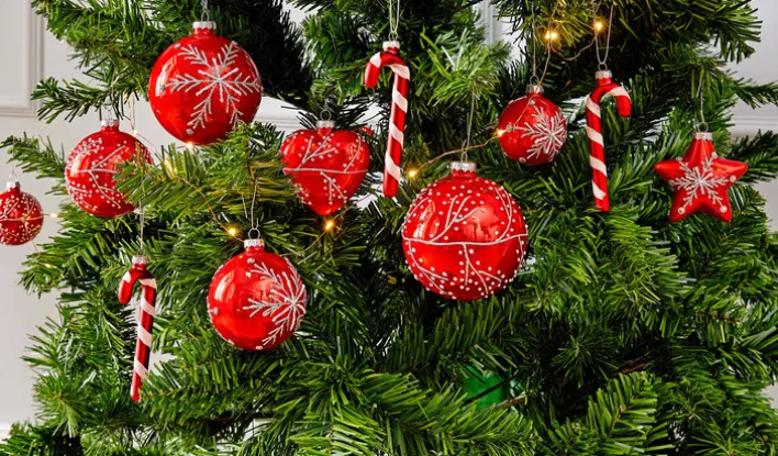 casaNOVA Weihnachtskugel I NORDISCHER WINTER 8 cm rot /weiß