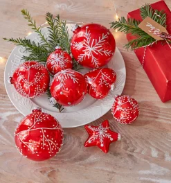 casaNOVA Weihnachtskugel I NORDISCHER WINTER 8 cm rot /weiß